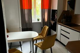 Квартира, 3 комнаты, 52 м²
