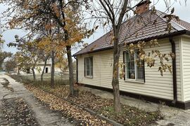 Дом 56,3 м² на участке 4,4 сот.