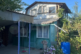 Дача 33 м² на участке 6 сот.