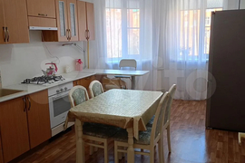 2-к. квартира, 68 м², 2/5 эт.